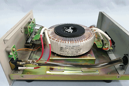 安防設備環(huán)形變壓器